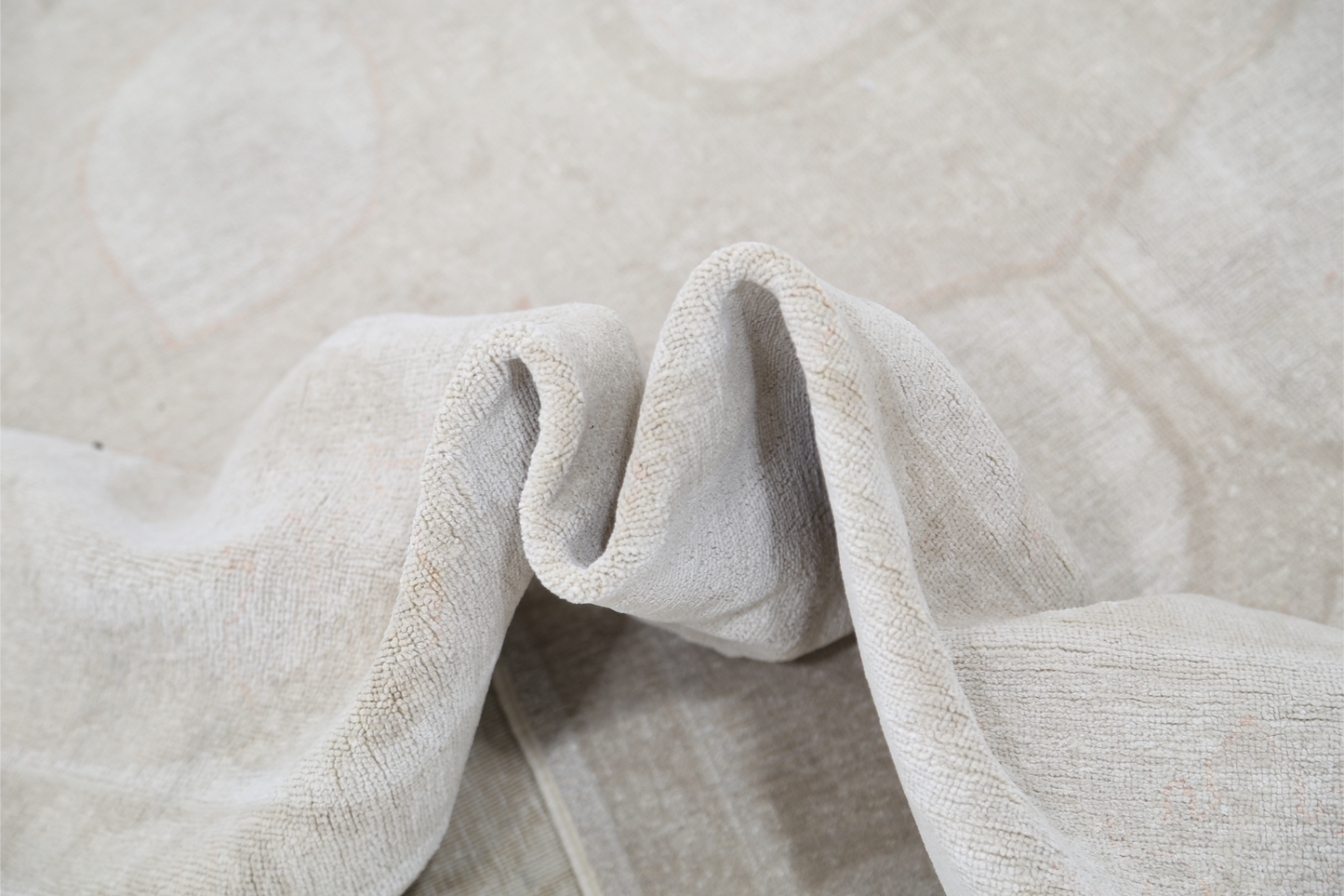 Ariana Hand Knotted Woolen Rug 6'8" X 9'9"