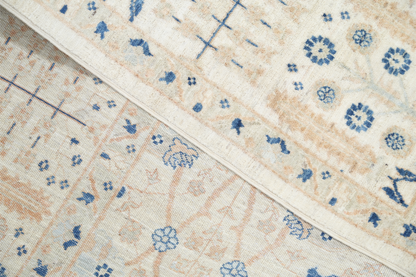 Ariana Hand Knotted Woolen Rug 6'5" X 9'10"