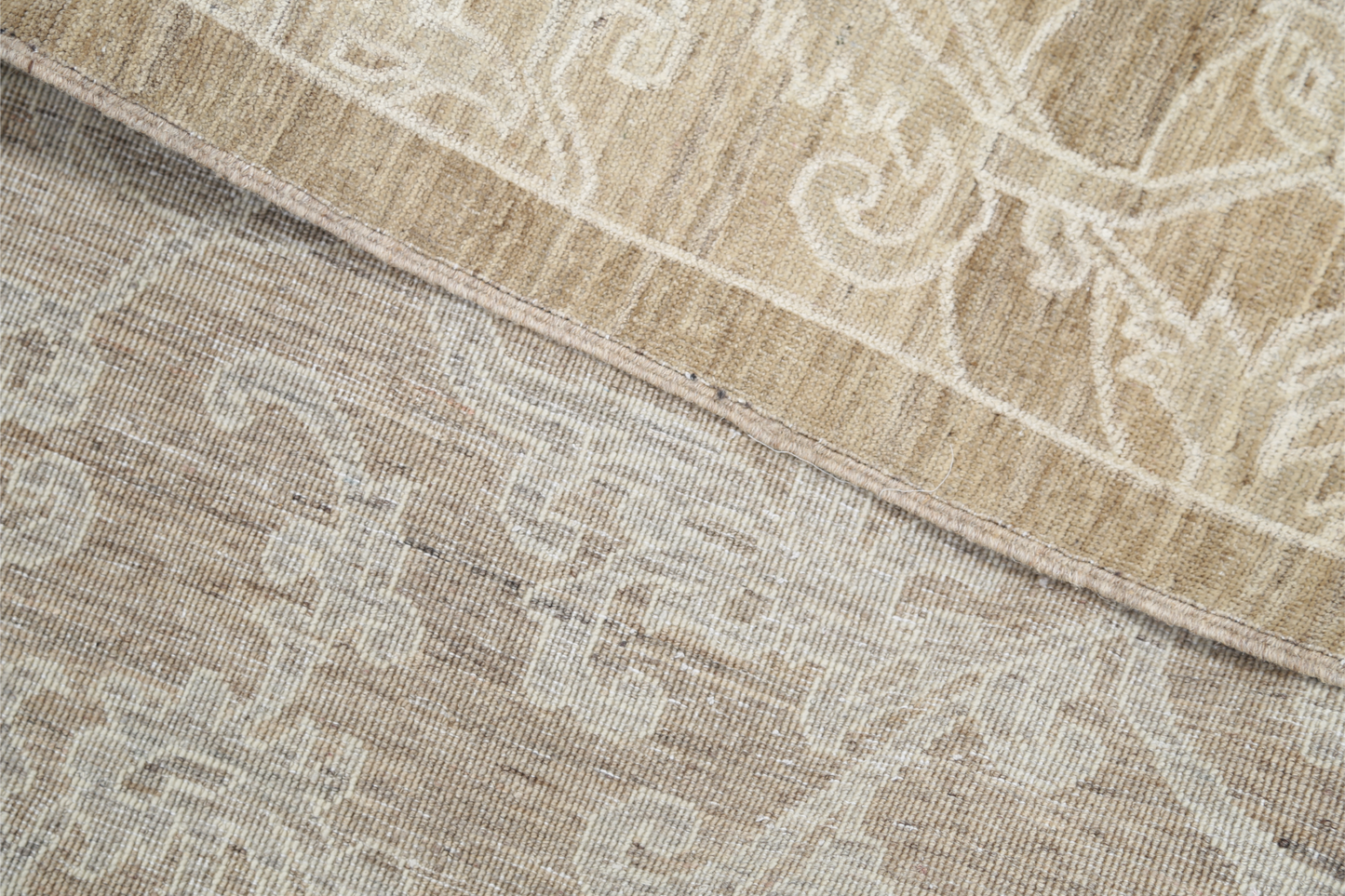 ArtemiX Hand Knotted Woolen Rug 7'11" X 9'6"