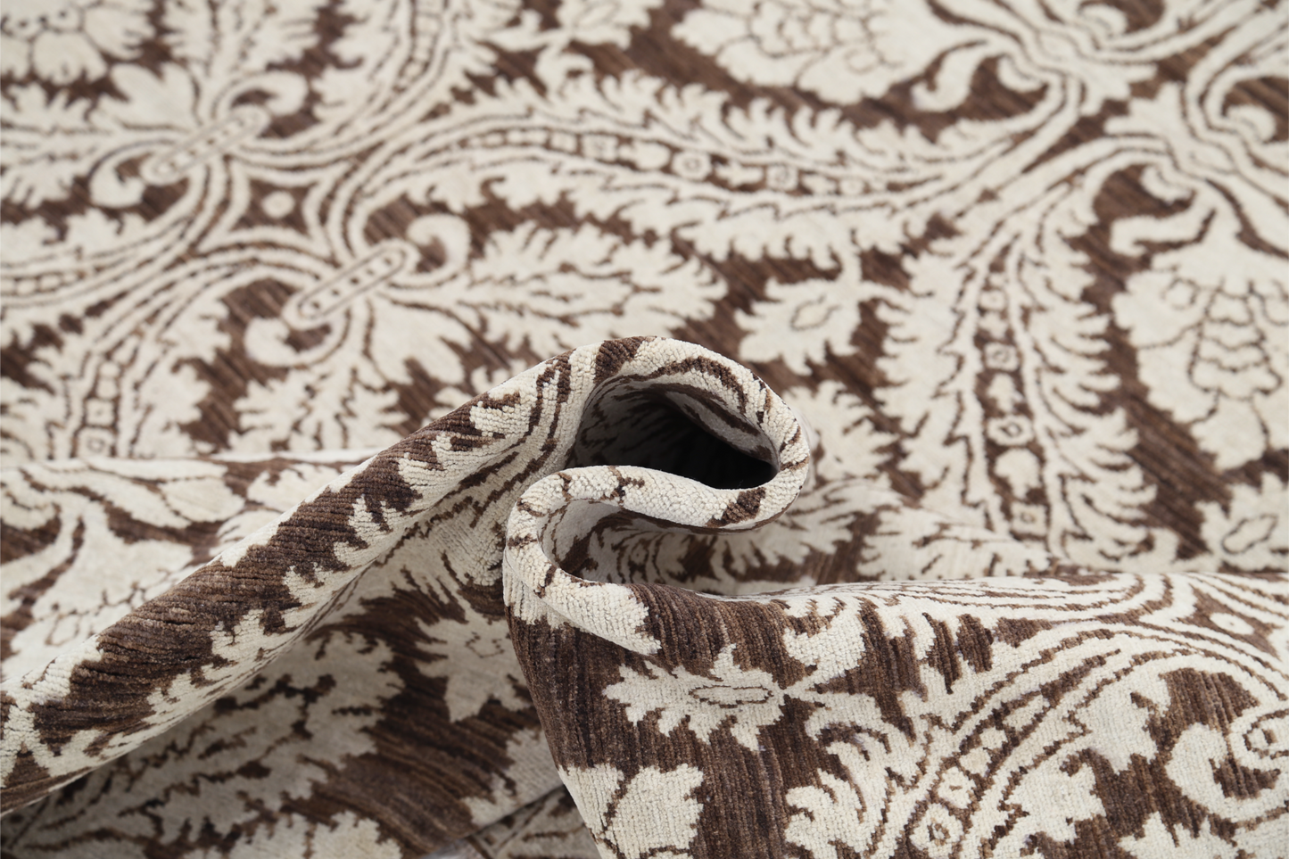 ArtemiX Hand Knotted Woolen Rug 8'6" X 11'0"