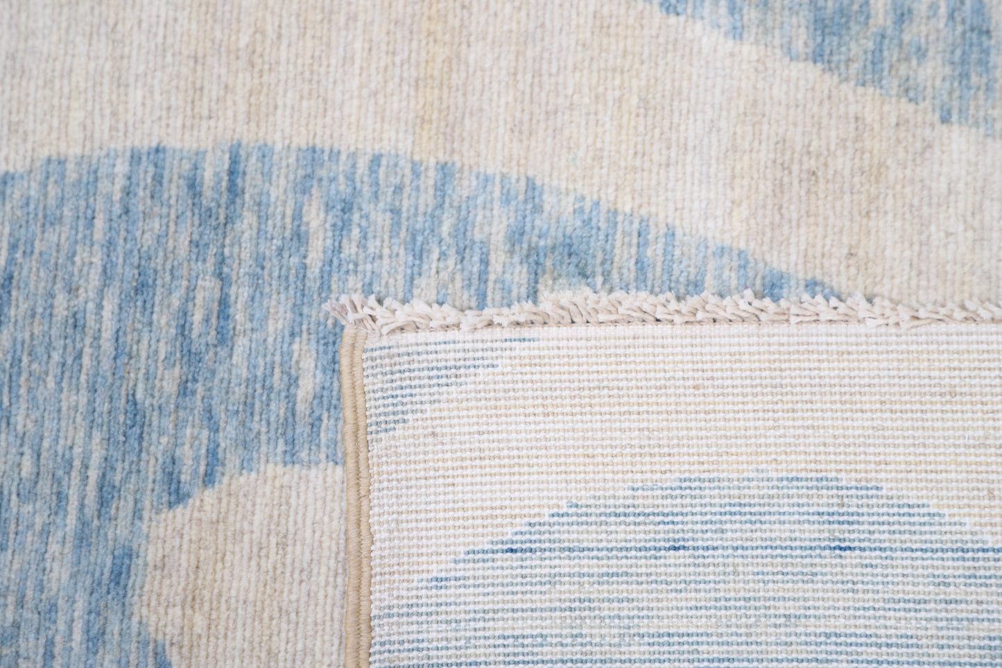 Modern Hand Crafted Woolen Rug 7'9" X 9'1"