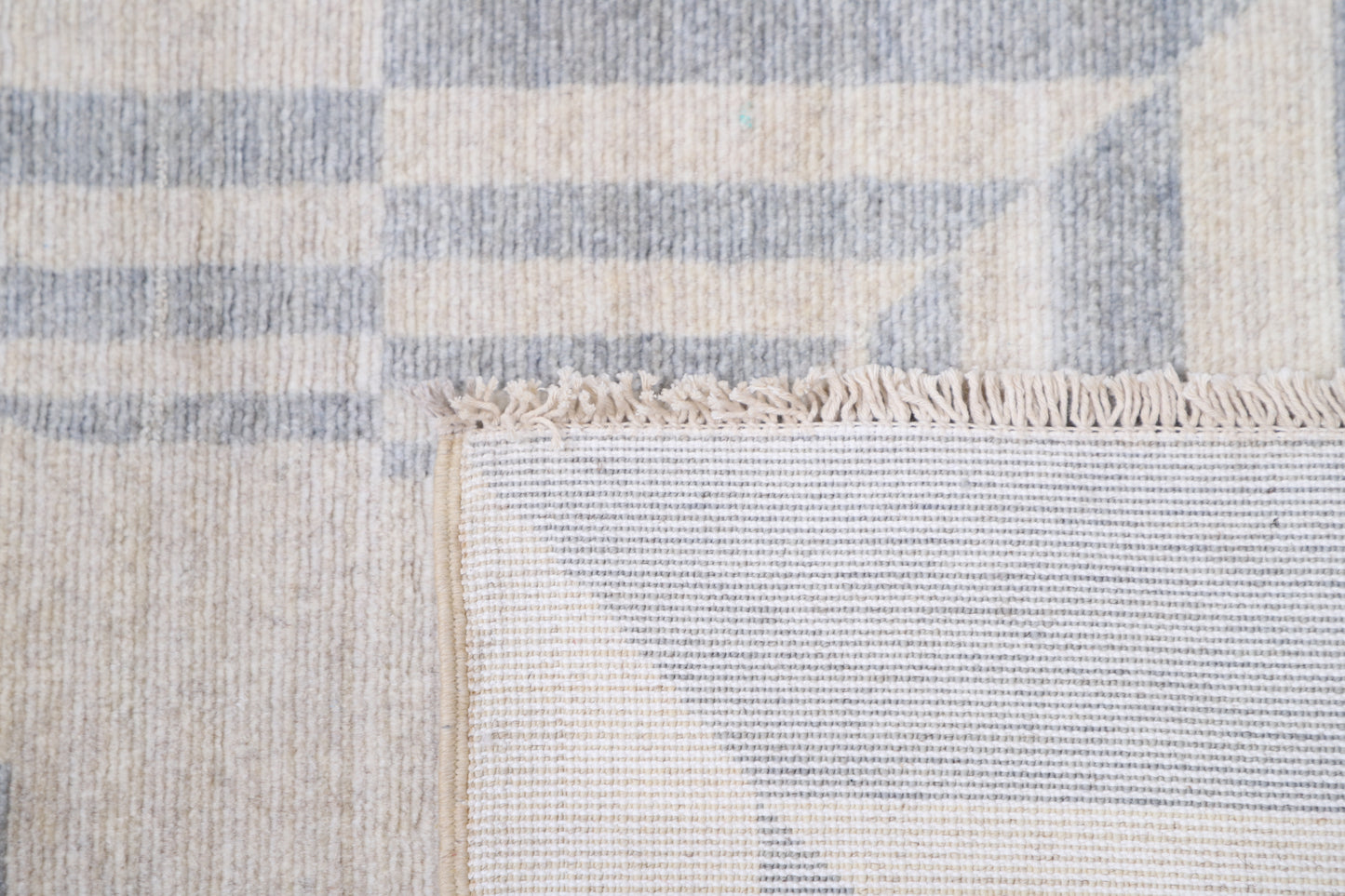Modern Hand Crafted Woolen Rug 7'9" X 9'2"