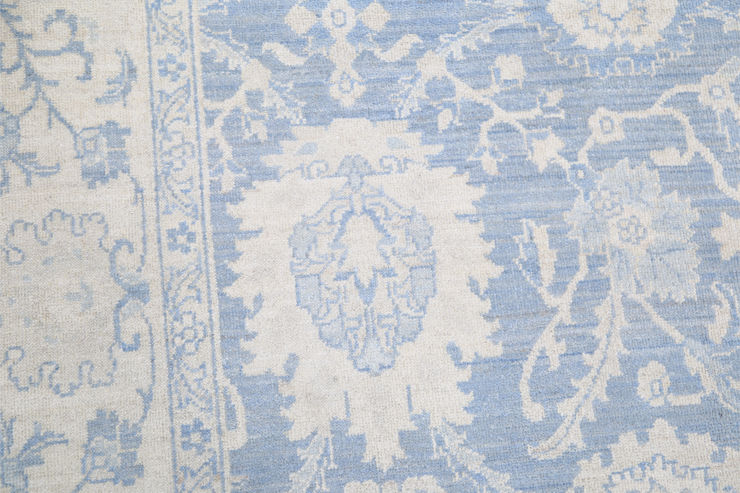 Serenity Hand Knotted Woolen Rug 6'5" X 9'6"