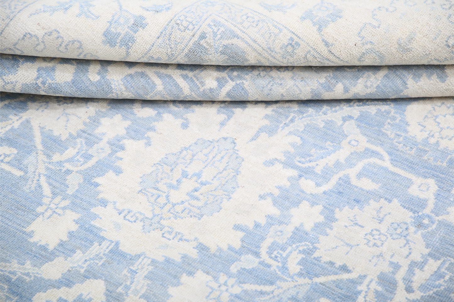 Serenity Hand Knotted Woolen Rug 6'5" X 9'6"