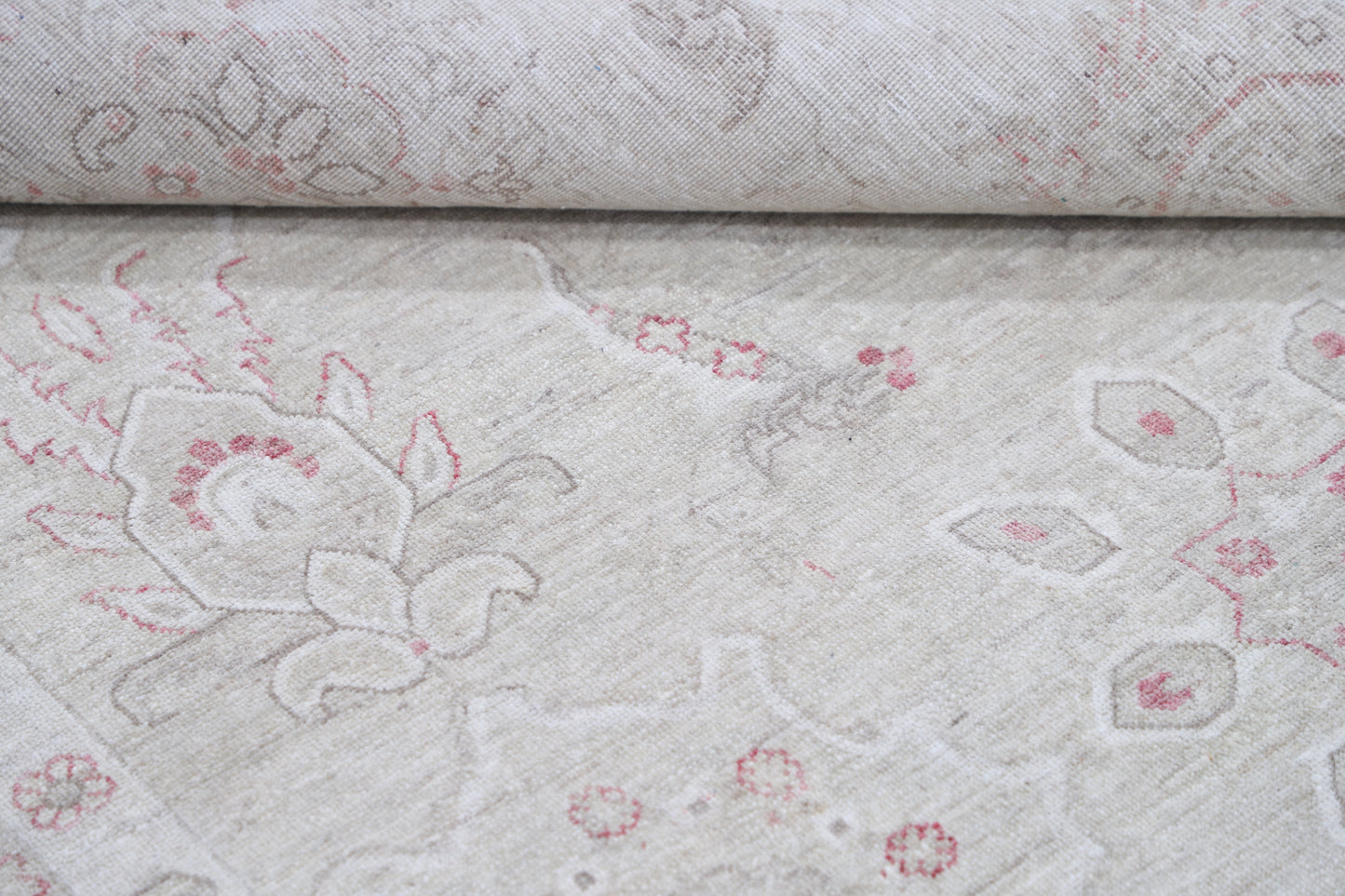 Serenity Hand Knotted Woolen Rug 9'8" X 13'7"