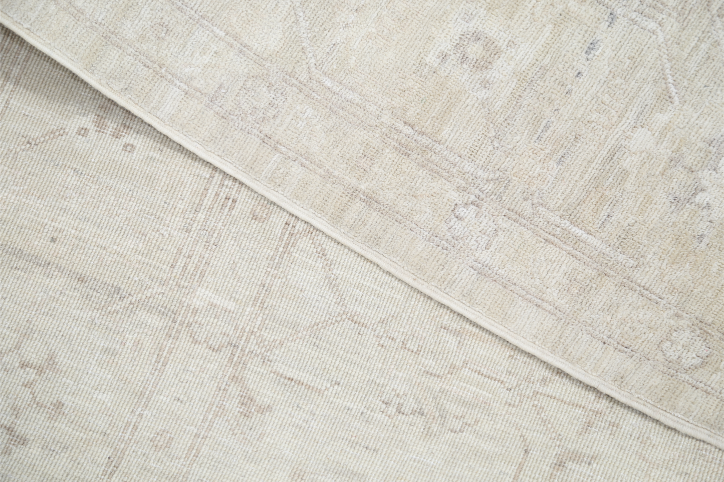 Serenity Hand Knotted Woolen Rug 6'1" X 8'6"