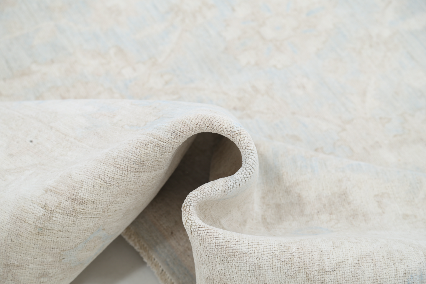 Serenity Hand Knotted Woolen Rug 7'10" X 9'8"