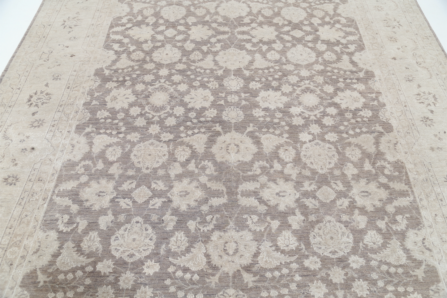 Ziegler Hand Knotted Woolen Rug 7'9" X 9'6"