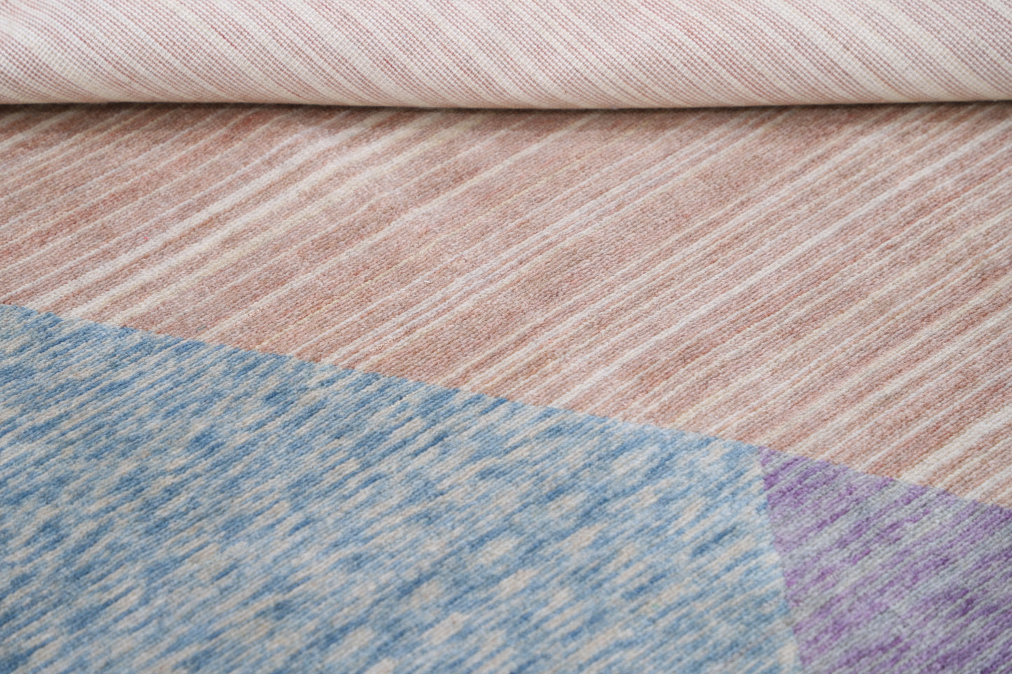 Modern Hand Crafted Woolen Rug 7'8" X 9'0"