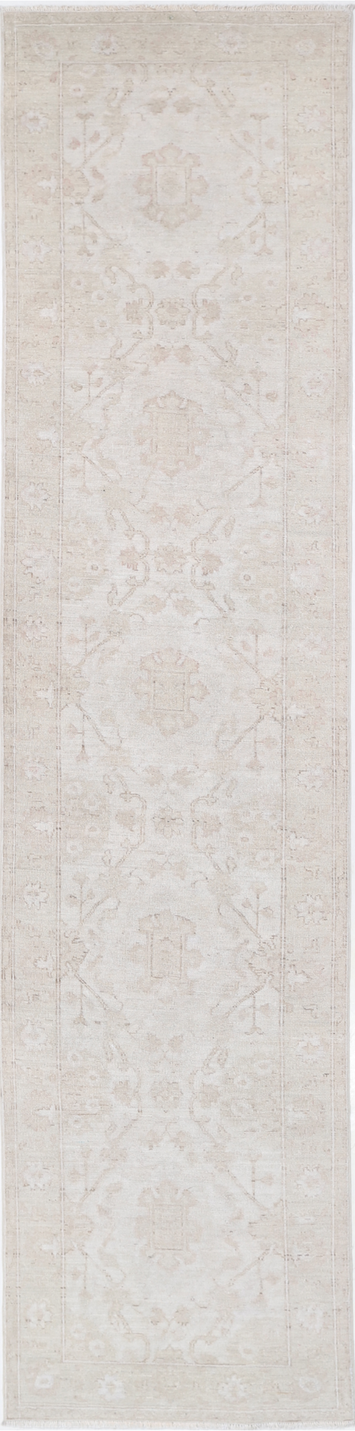 Serenity Hand Knotted Wool Rug 2' 6" X 11' 7" 2' 6" X 11' 7" (76 X 353) / Ivory / Wool