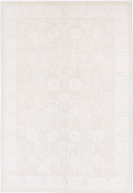 Serenity Hand Knotted Wool Rug 6' 1" X 9' 0" 6' 1" X 9' 0" (185 X 274) / Grey / Wool